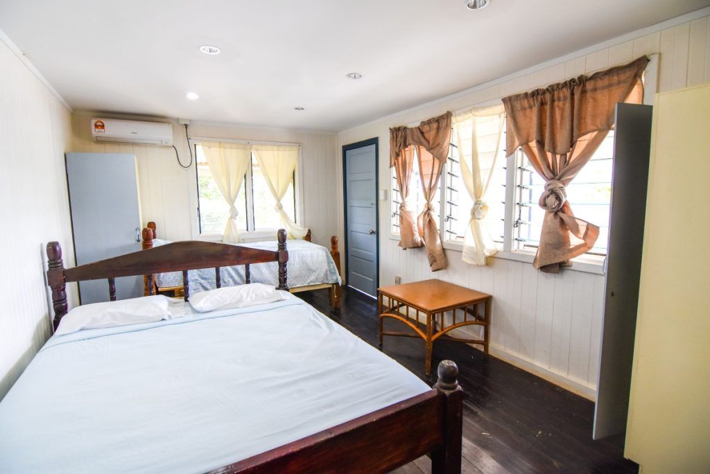 discover affordable and comfortable budget accommodations for travelers. find the best deals on hotels, hostels, and guesthouses to save money without sacrificing quality during your stay.
