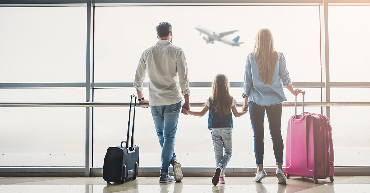 次回の旅行をよりスムーズでストレスフリーなものにするための、家族旅行に役立つヒントをご紹介します。お子様を楽しませる方法、賢く荷造りする方法、そしてあらゆる年齢層の快適な旅を実現する方法を学びましょう。