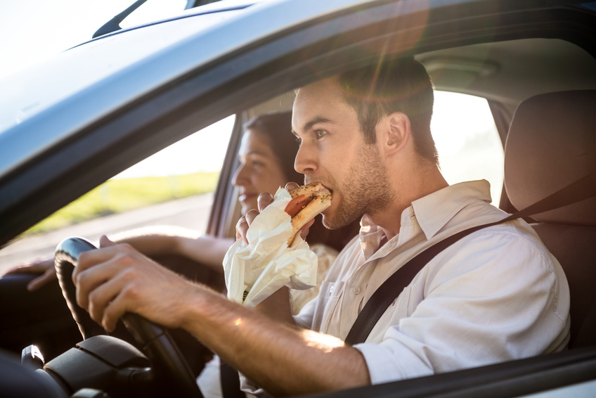 discover essential tips for healthy eating while traveling. learn how to make nutritious choices on the go, stay energized, and maintain your wellness goals during your trips.
