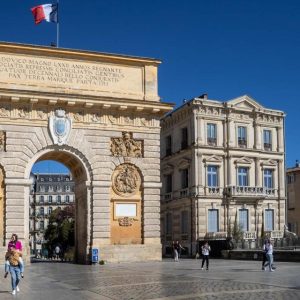 discover the best must-do city tours! explore top attractions, iconic landmarks, and local hidden gems with expert guides for an unforgettable urban experience.