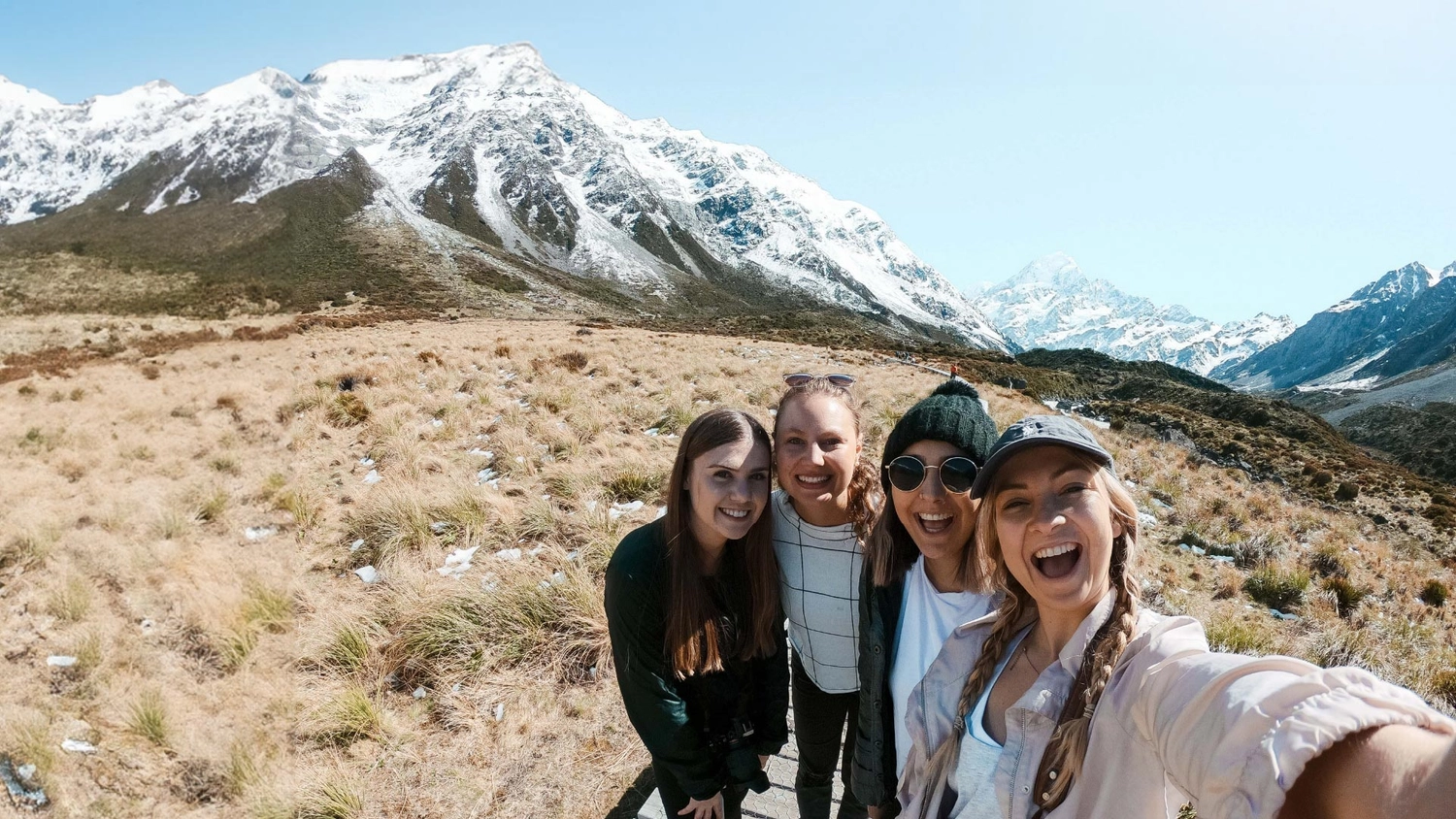 discover the ultimate nz adventure guide! explore top destinations, thrilling outdoor activities, travel tips, and must-see sights for your unforgettable new zealand adventure.