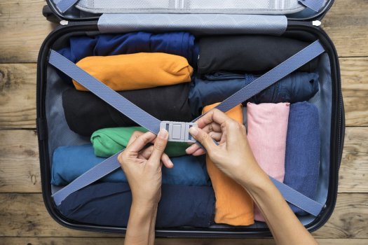 discover essential packing tips to avoid overpacking and travel lighter. learn how to choose what to bring, organize your suitcase efficiently, and make your trips stress-free with these expert strategies.