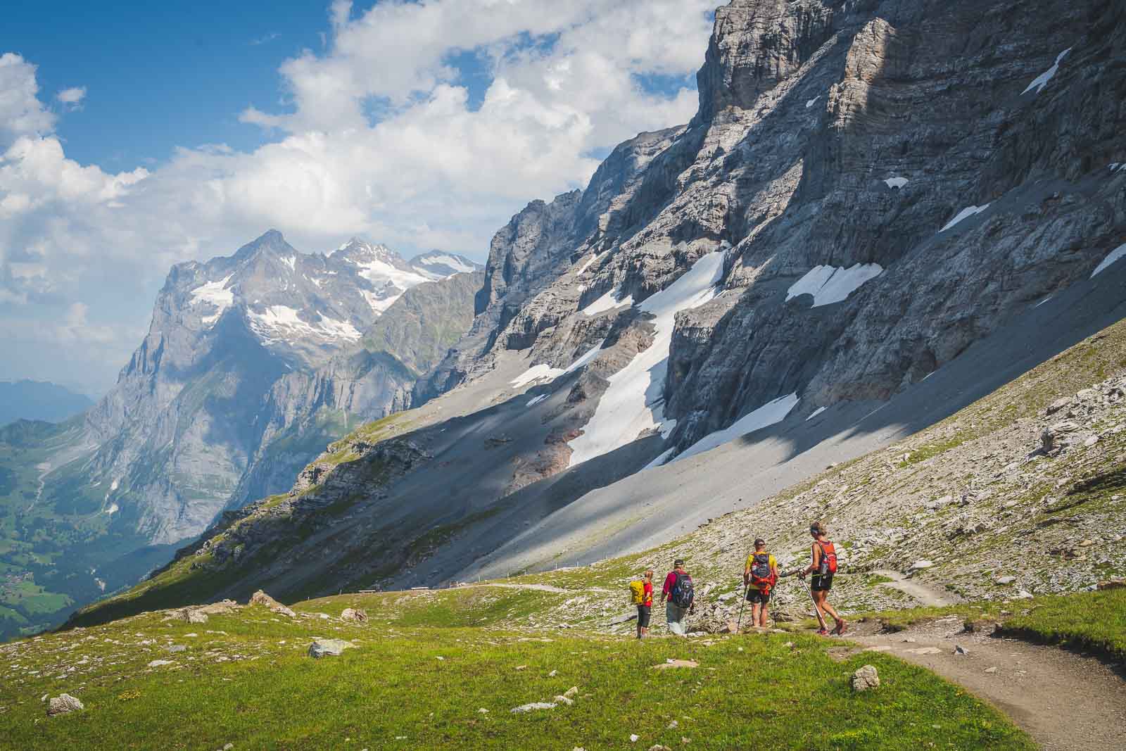 discover essential swiss alps hiking tips for a safe and unforgettable adventure. learn about trail selection, packing essentials, weather considerations, and expert advice for all experience levels.