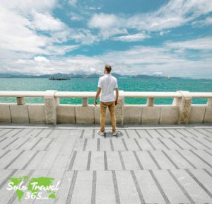 discover the advantages and disadvantages of traveling on holidays. explore key pros and cons to help you decide if holiday travel is right for you and how to make the most of your vacation experience.