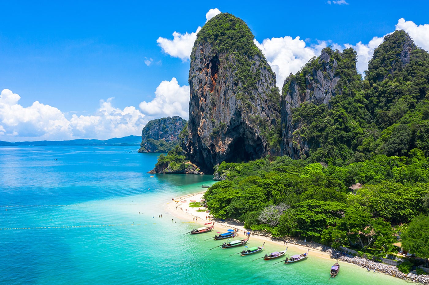 discover the best attractions in krabi, from stunning beaches and limestone cliffs to vibrant markets and cultural landmarks. explore top spots for adventure, relaxation, and unforgettable experiences.
