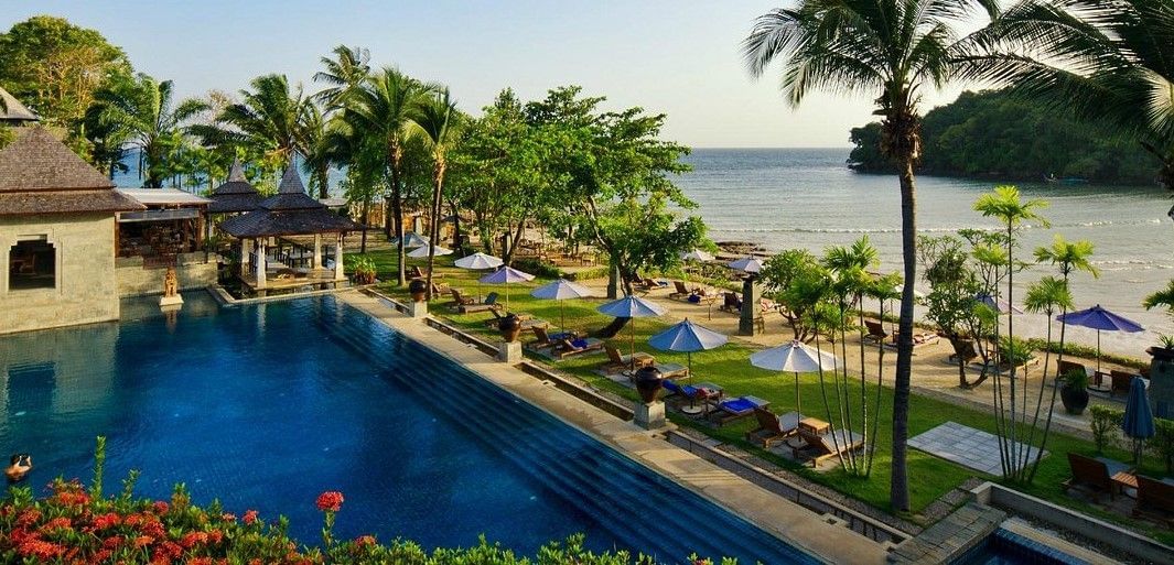 discover the best hotel in krabi for an unforgettable stay, offering stunning views, exceptional service, and luxurious comfort.