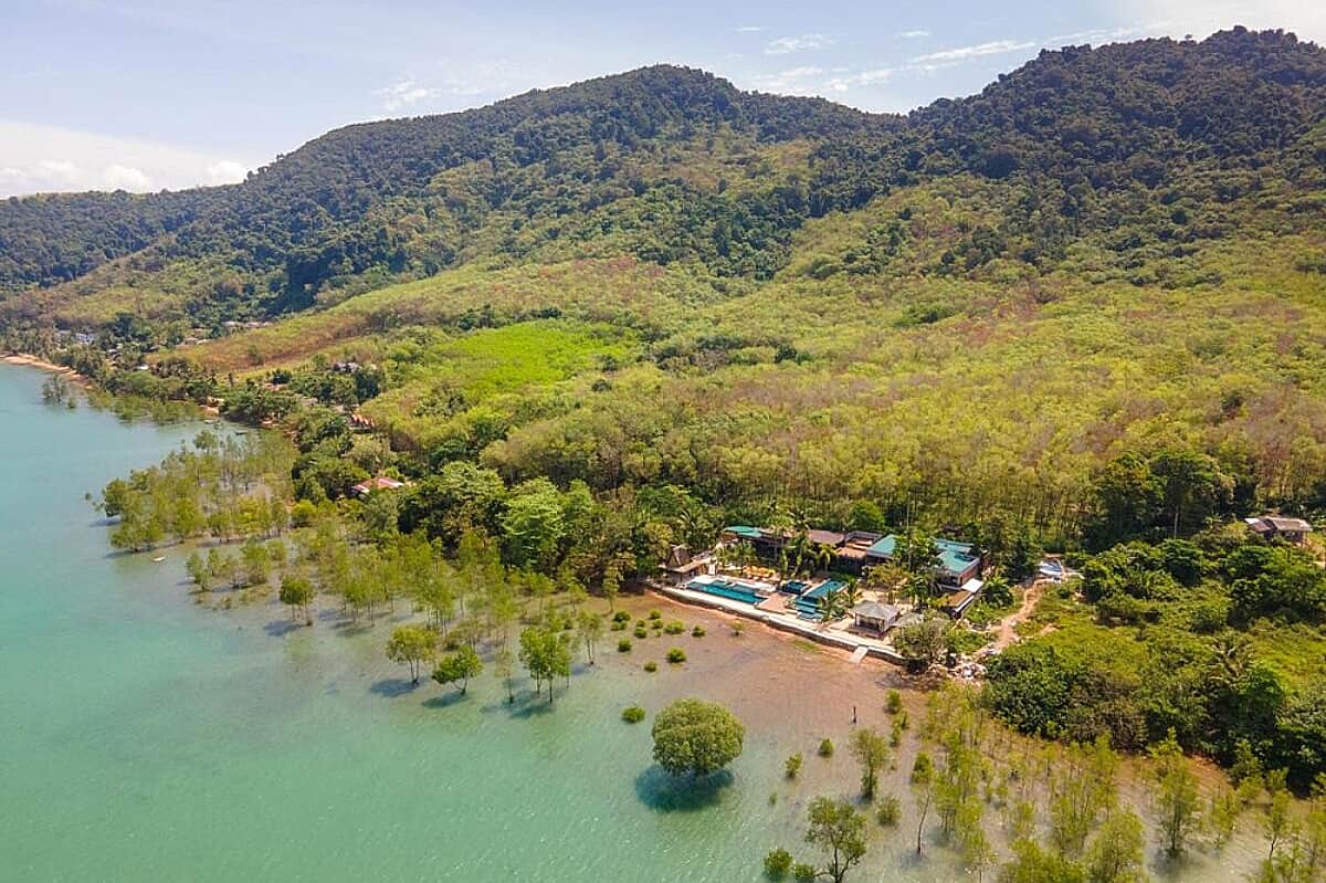 discover the best spa in krabi for ultimate relaxation, offering rejuvenating treatments and a serene atmosphere to refresh your body and mind.